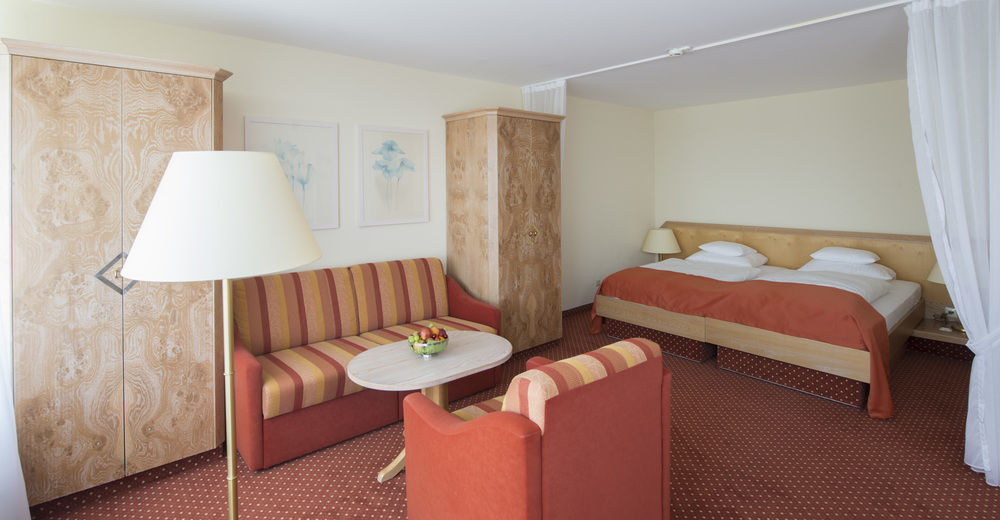 Dekra Congresshotel Wart Альтенштайг Экстерьер фото